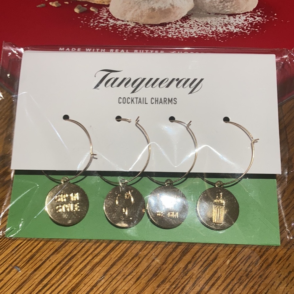 Tanqueray Cocktail Charms